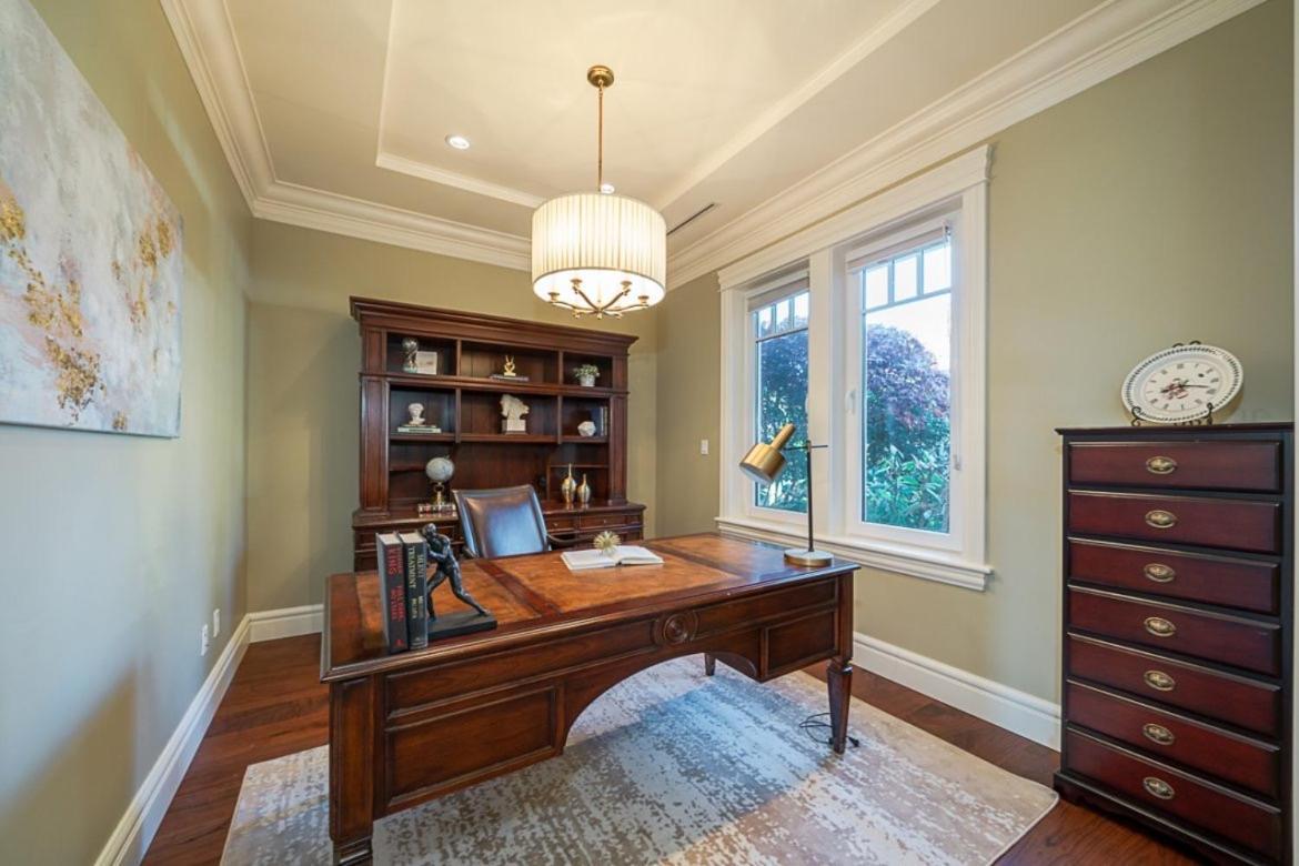 Spacious Cozy House In Vancouver West Εξωτερικό φωτογραφία